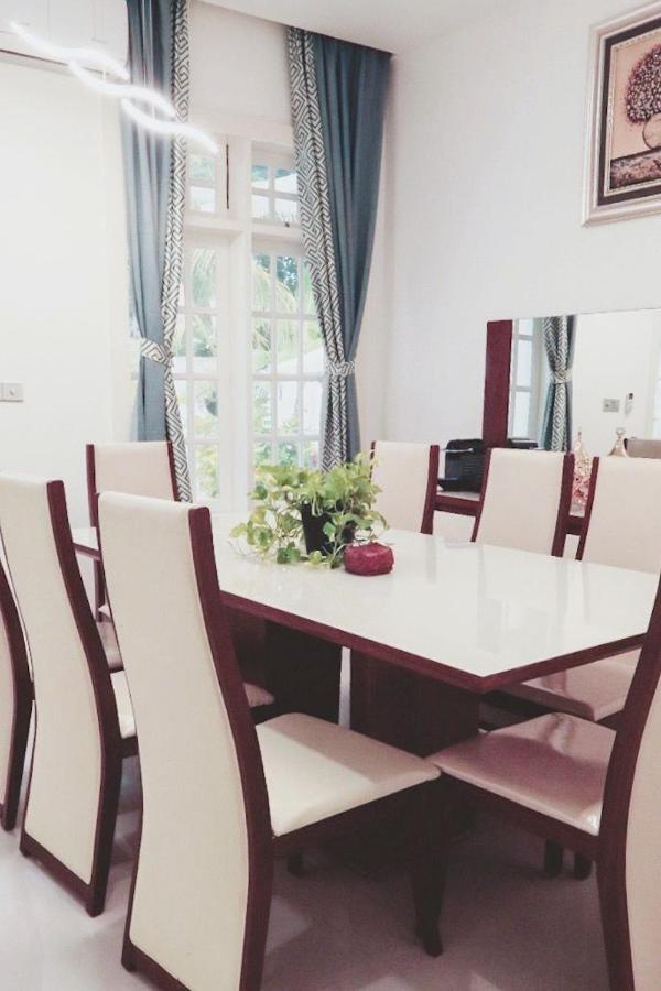 Fiyala Homestay Addu City Esterno foto