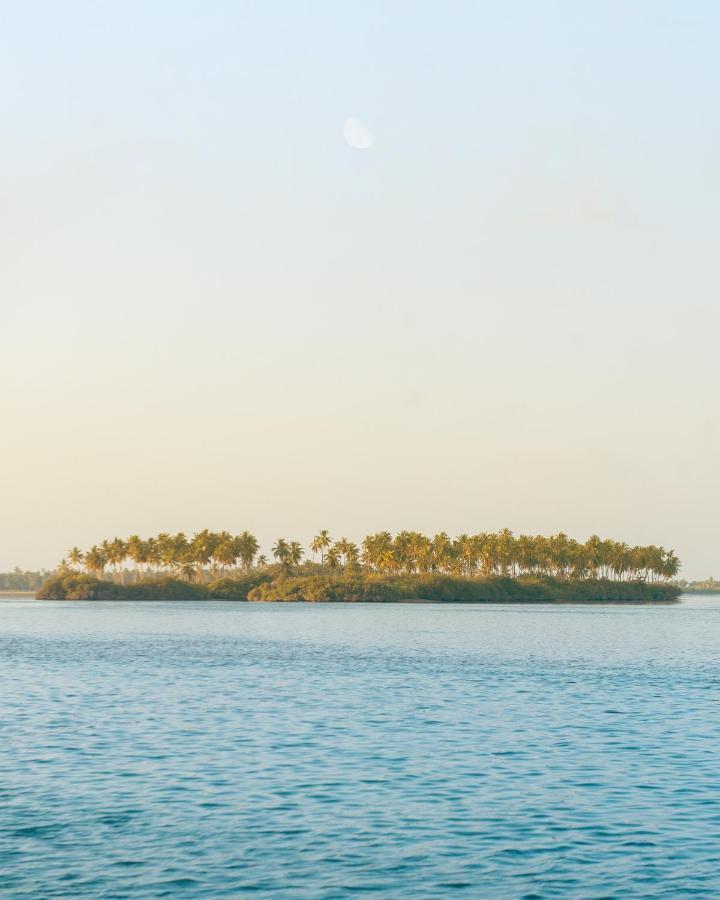 Fiyala Homestay Addu City Esterno foto